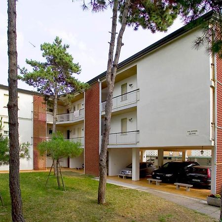 Appartamenti Dei Pini Bibione Luaran gambar