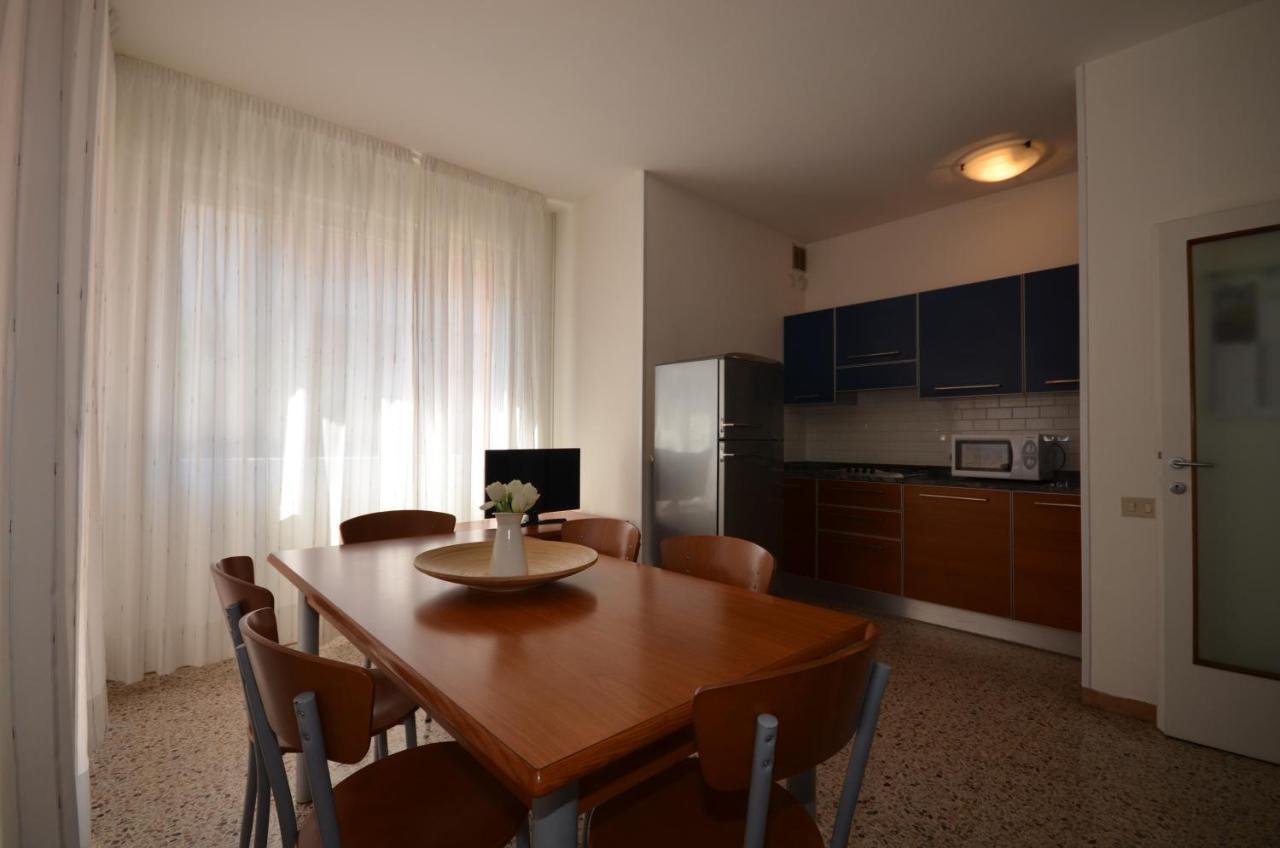 Appartamenti Dei Pini Bibione Luaran gambar